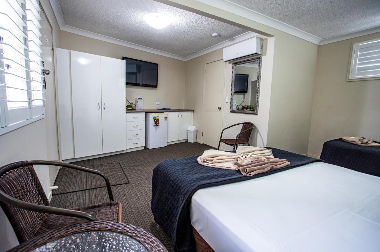 Tropicana Motel Gold Coast Buitenkant foto