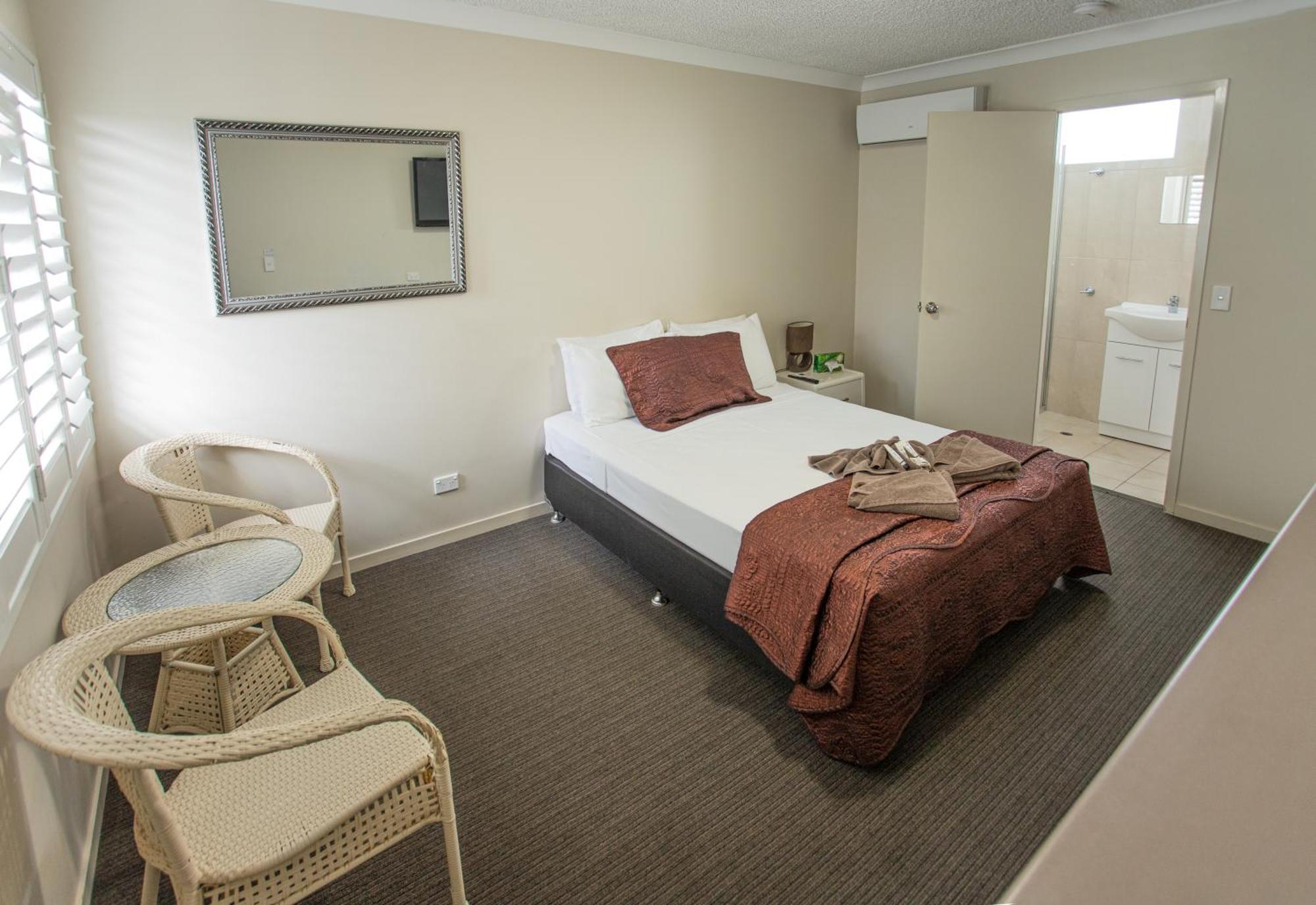 Tropicana Motel Gold Coast Buitenkant foto