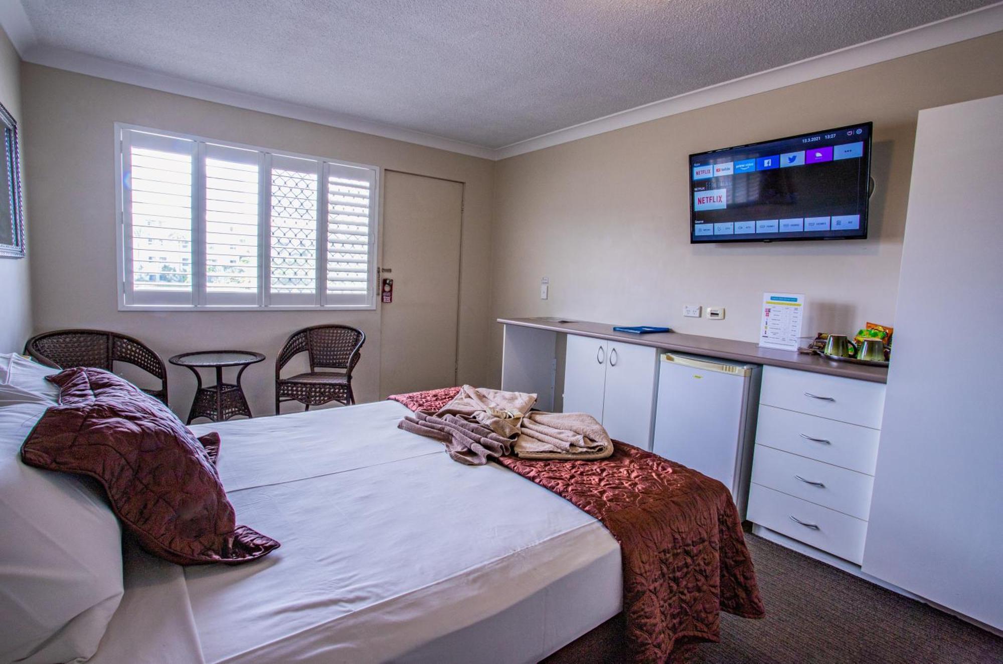 Tropicana Motel Gold Coast Buitenkant foto
