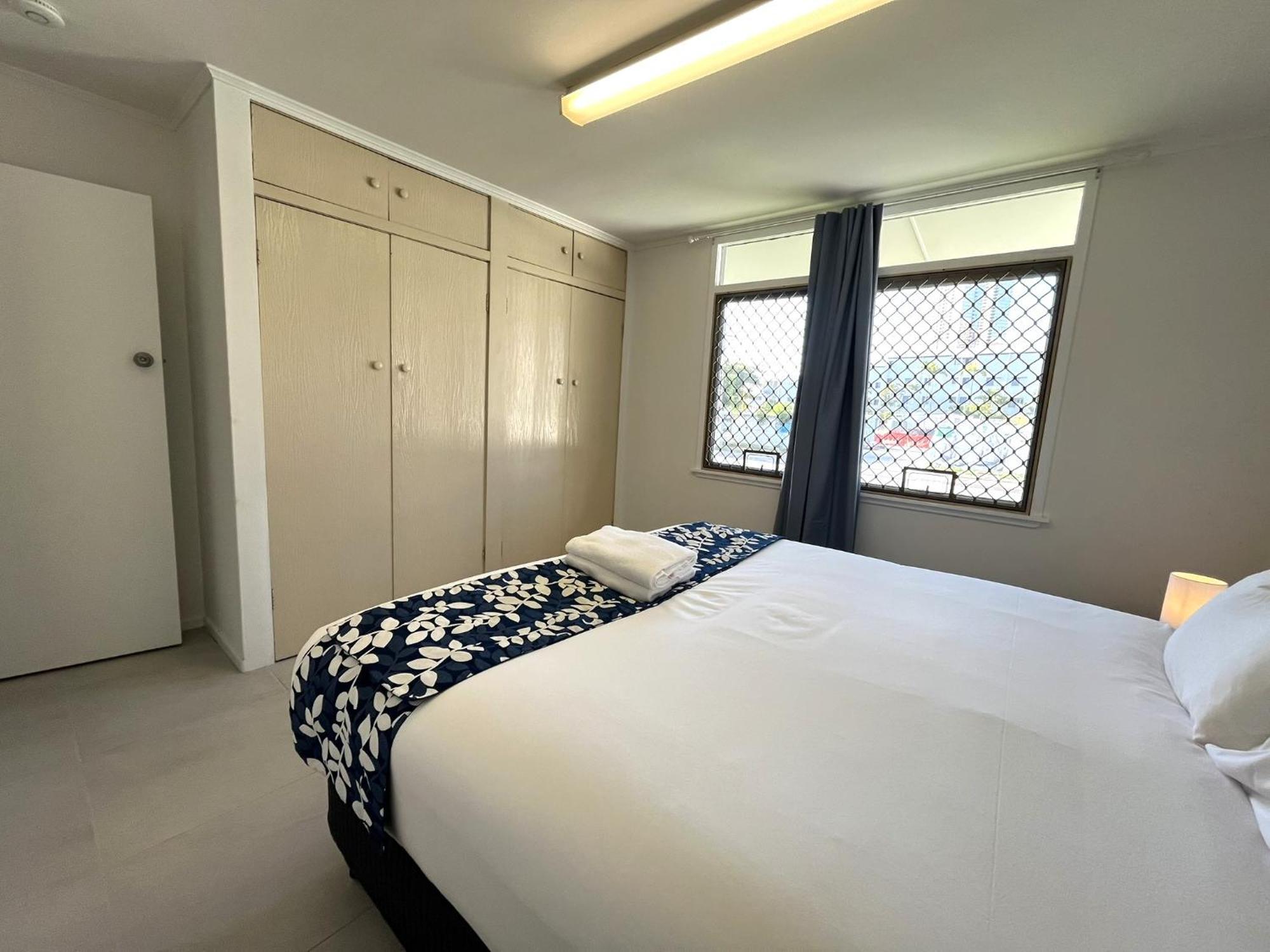 Tropicana Motel Gold Coast Buitenkant foto